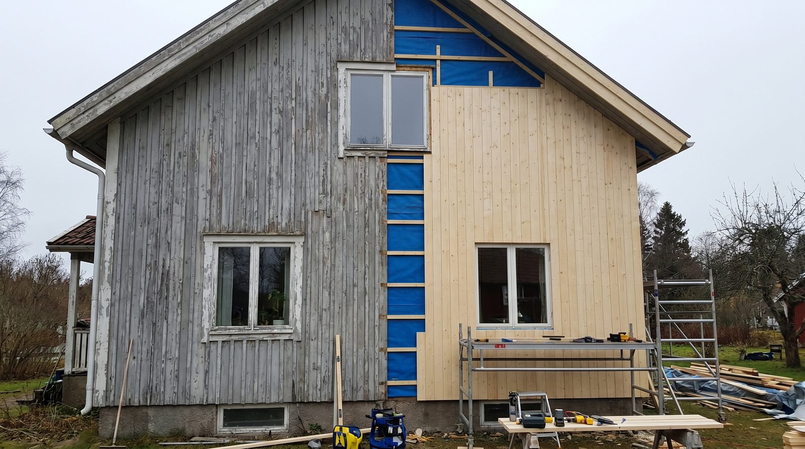 NLL Måleri – Byta eller måla panelen? Kostnad och beslutsguide för träfasad