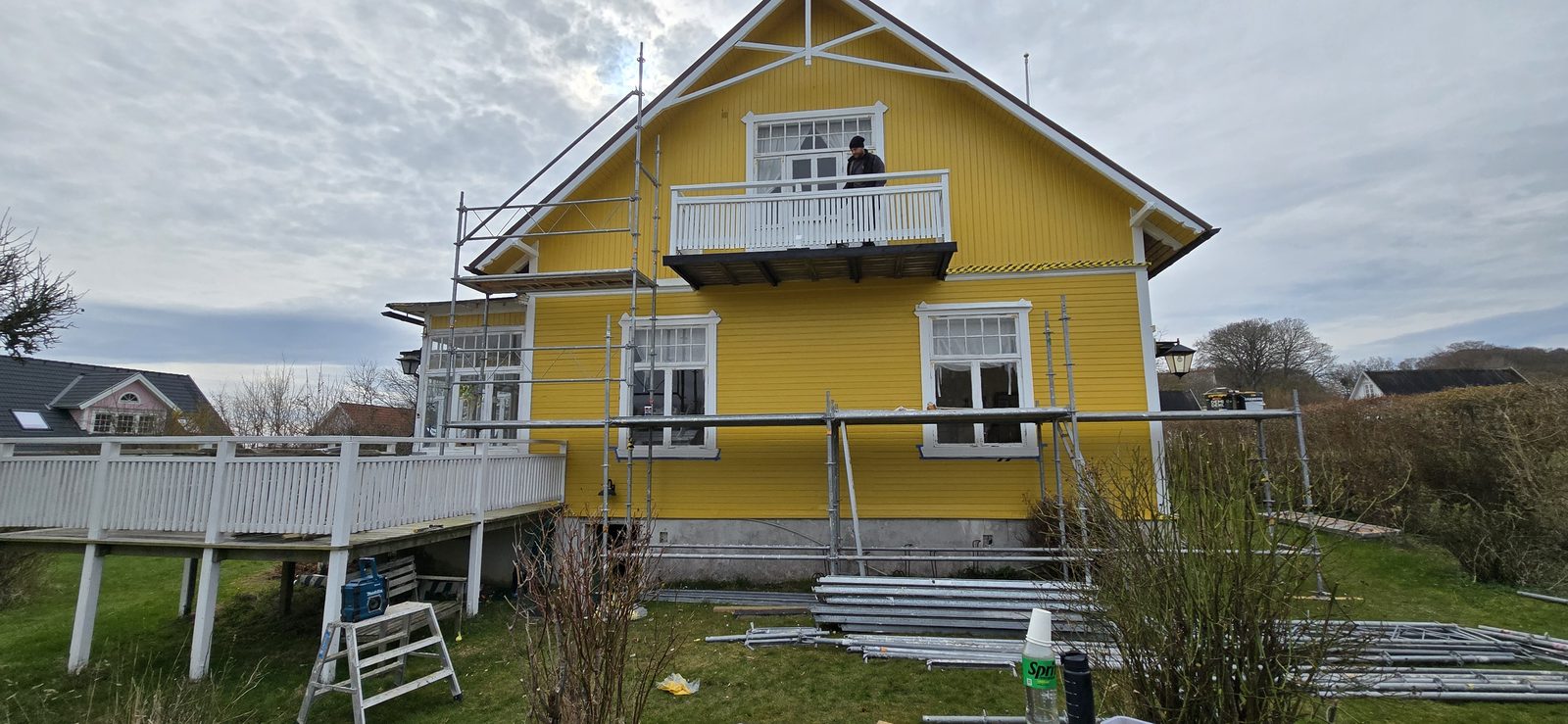 NLL Måleri – Fasadrenovering