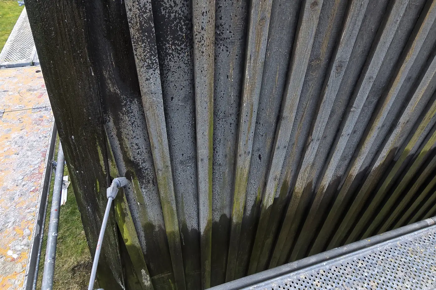 Klockstapeln vid Kvidinge kyrka före arbetet